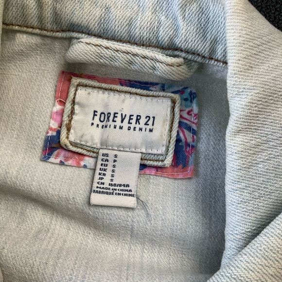 Forever 21 Denim Jacket - Picture 3 of 4